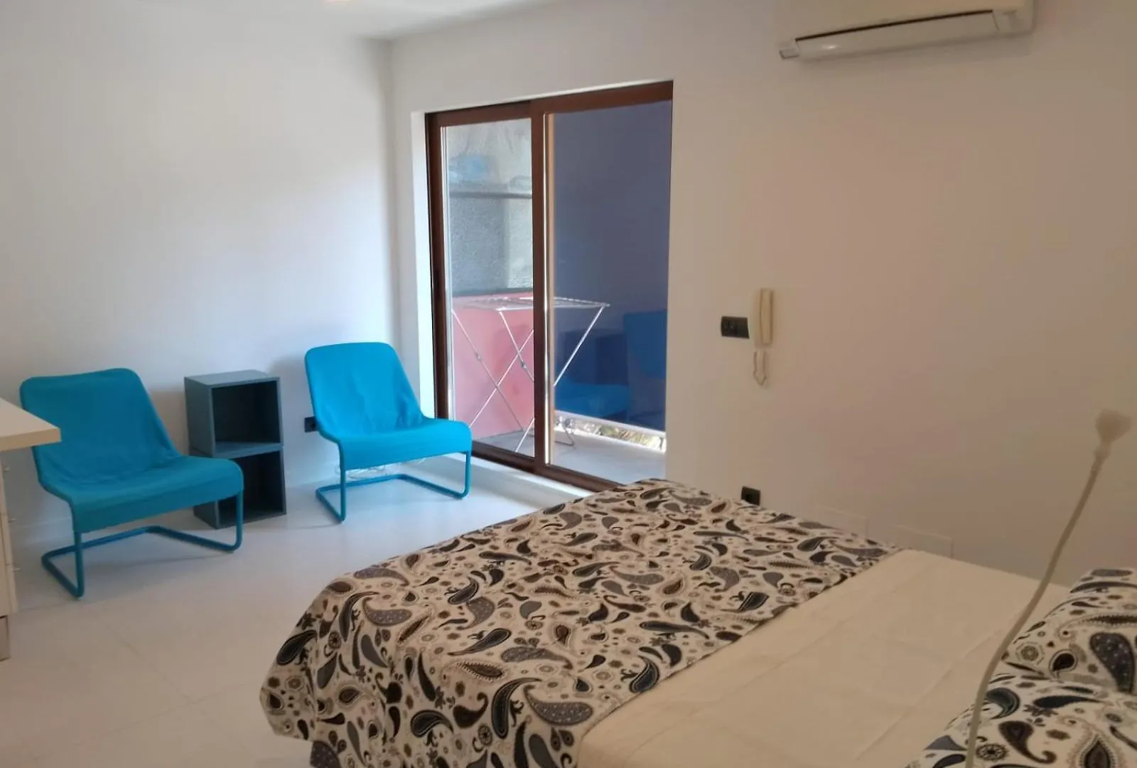 Apartamento Con Parking Gratuito A 500 M De La Playa Torre Del Mar 0*,  España
