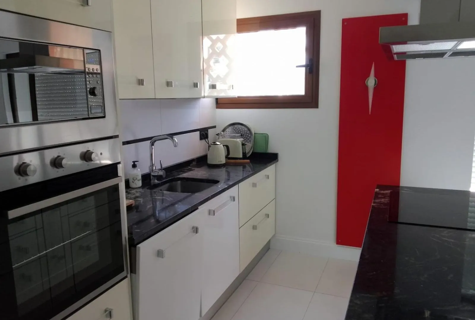 Apartamento Con Parking Gratuito A 500 M De La Playa Torre Del Mar