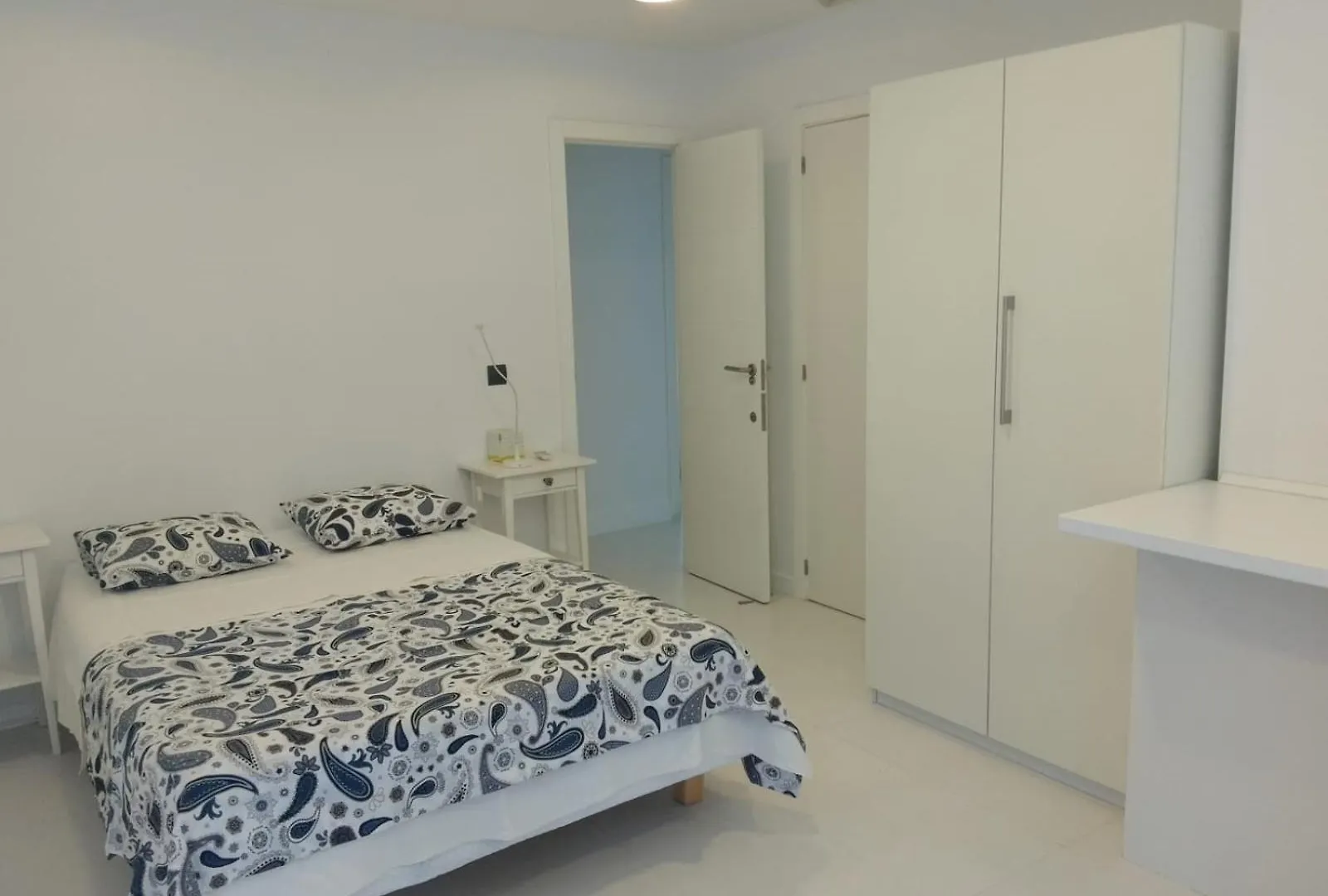 Apartamento Con Parking Gratuito A 500 M De La Playa Torre Del Mar 0*,  España