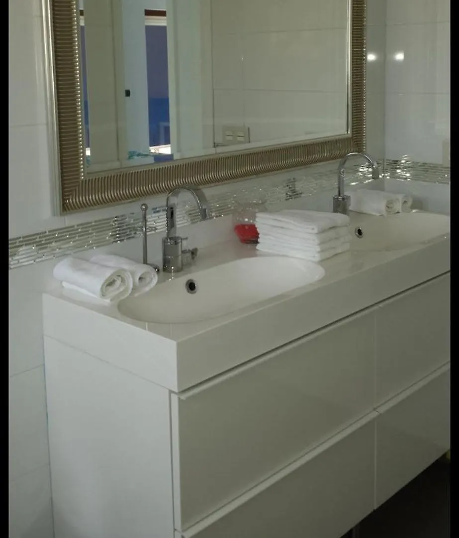 Apartamento Con Parking Gratuito A 500 M De La Playa Torre Del Mar