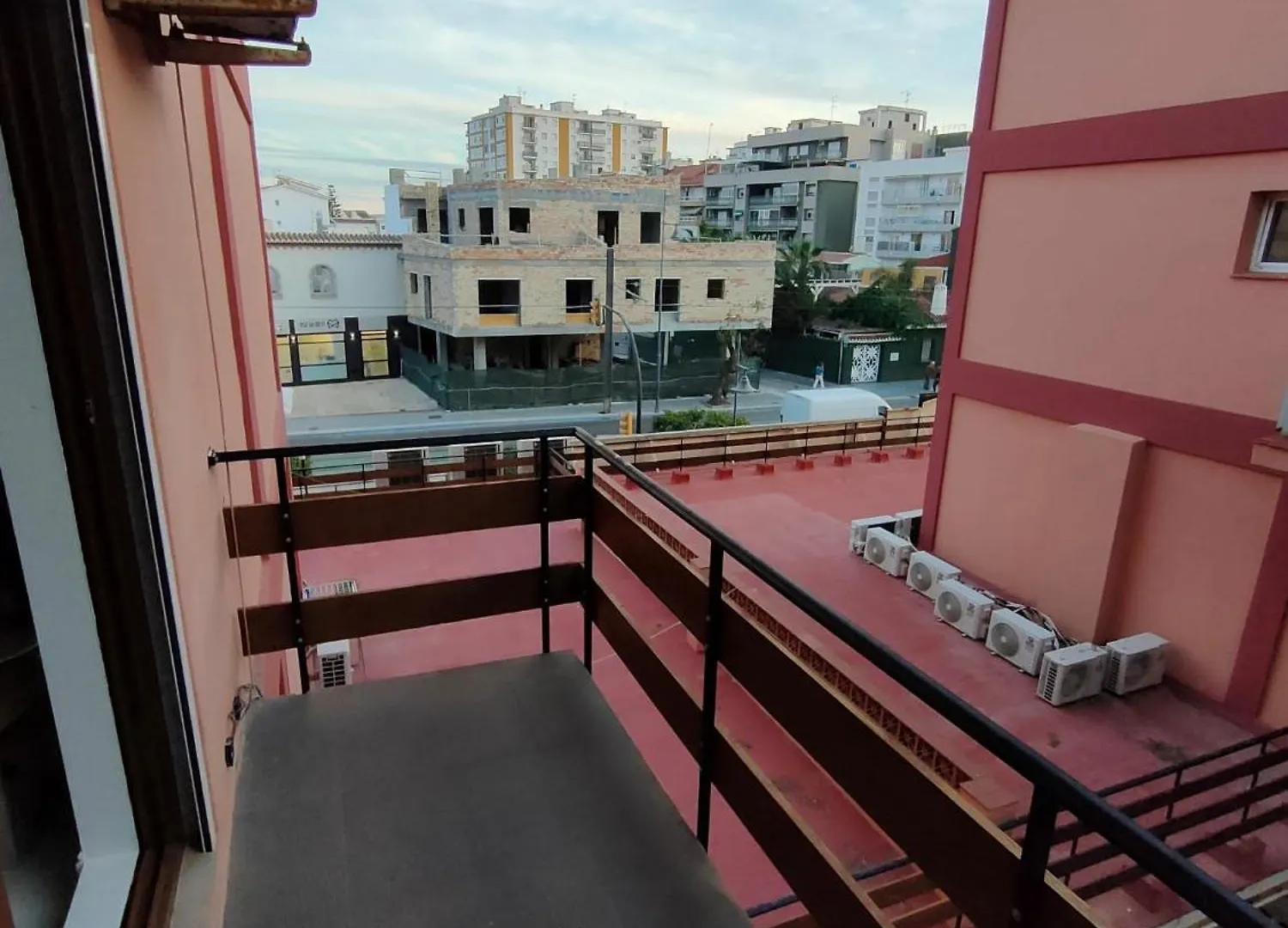 Apartamento Con Parking Gratuito A 500 M De La Playa توري ذيل مار شقة